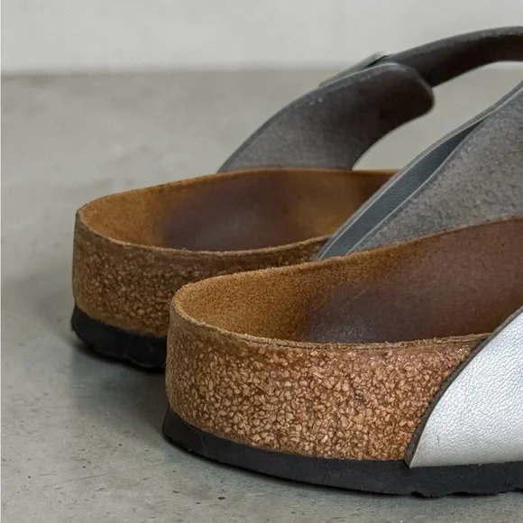 Birkenstock Silver Women’s Toe-Post Sandals! Size 9 / 9.5 / 40 (EUR) - Picture 7 of 12